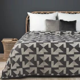   Puha pamut-akril rojtos takaró geometrikus mintával Ezüst 150x200 cm