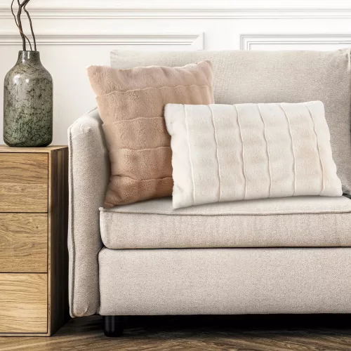 Rabid puha szőrme hatású párnahuzat Bordó 45x45 cm