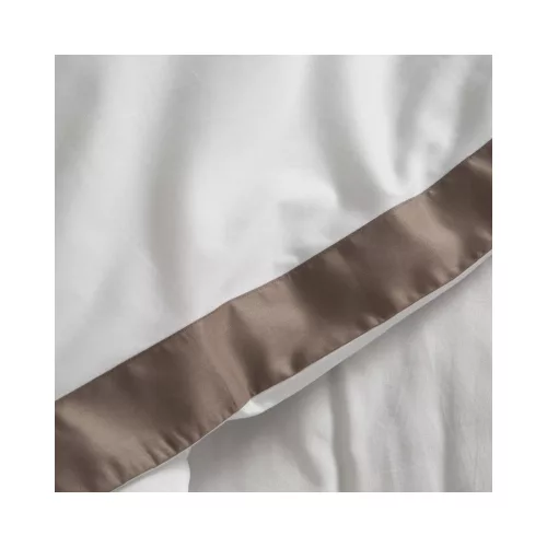 Reina23 fodrokkal díszített pamut-szatén ágyneműhuzat Fehér/kávé 160x200 cm - 70x80 cm 2db