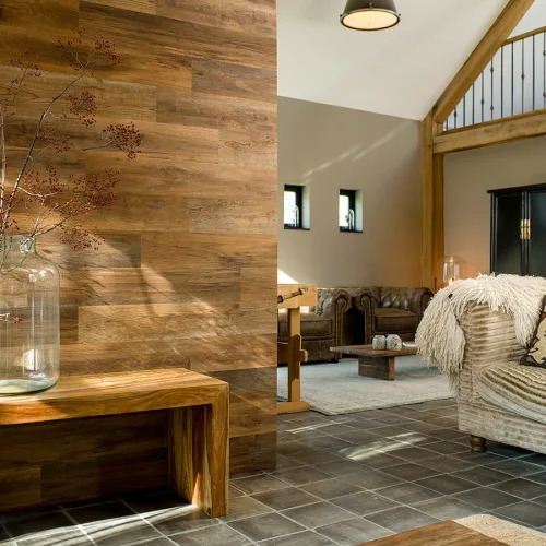 Wood-Look Barnwood Oak Umber Brown - Barna tölgy famintás vízálló vinyl falburkoló falpanel